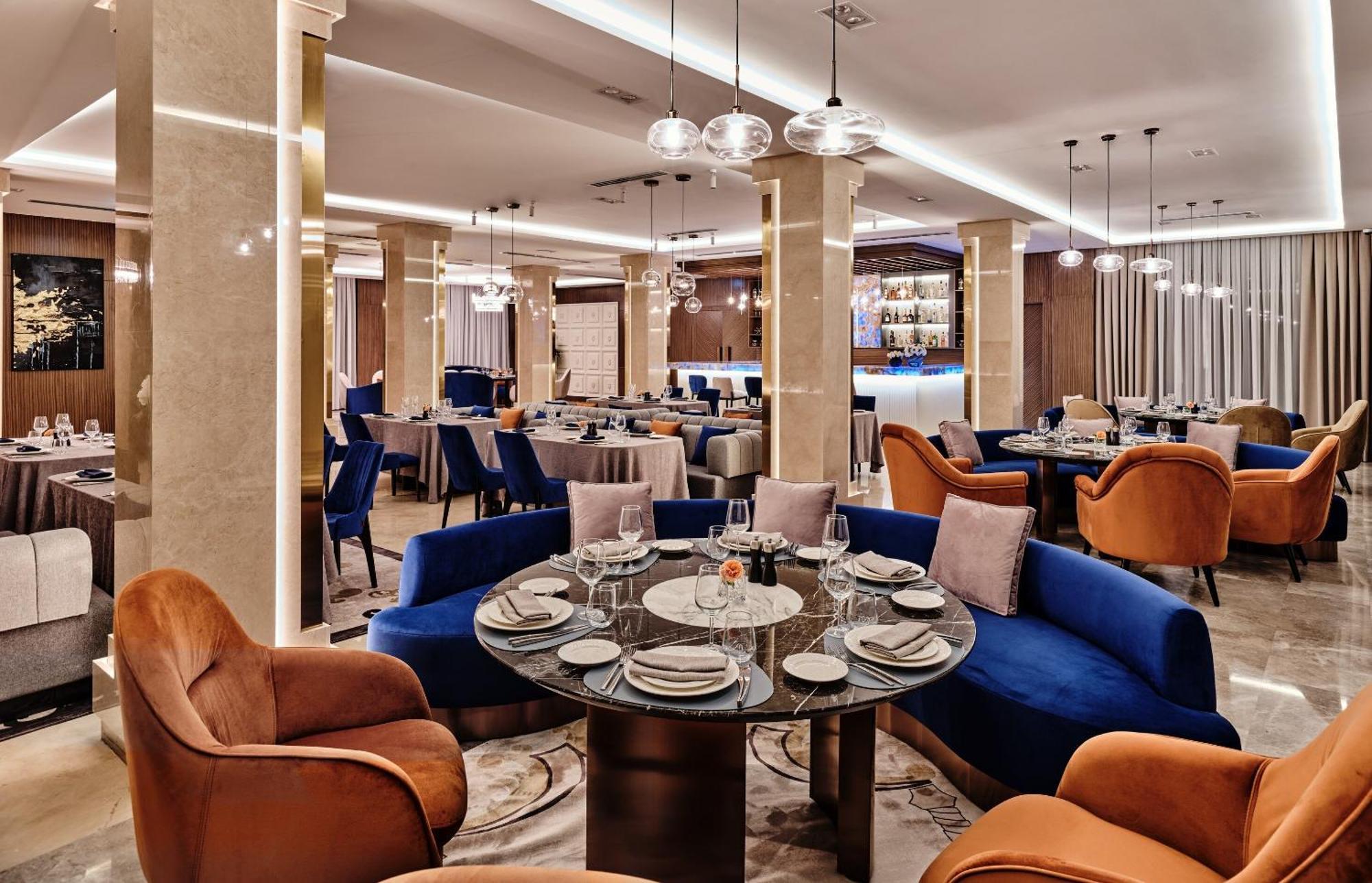 Crowne Plaza Tashkent By Ihg Hotel ภายนอก รูปภาพ